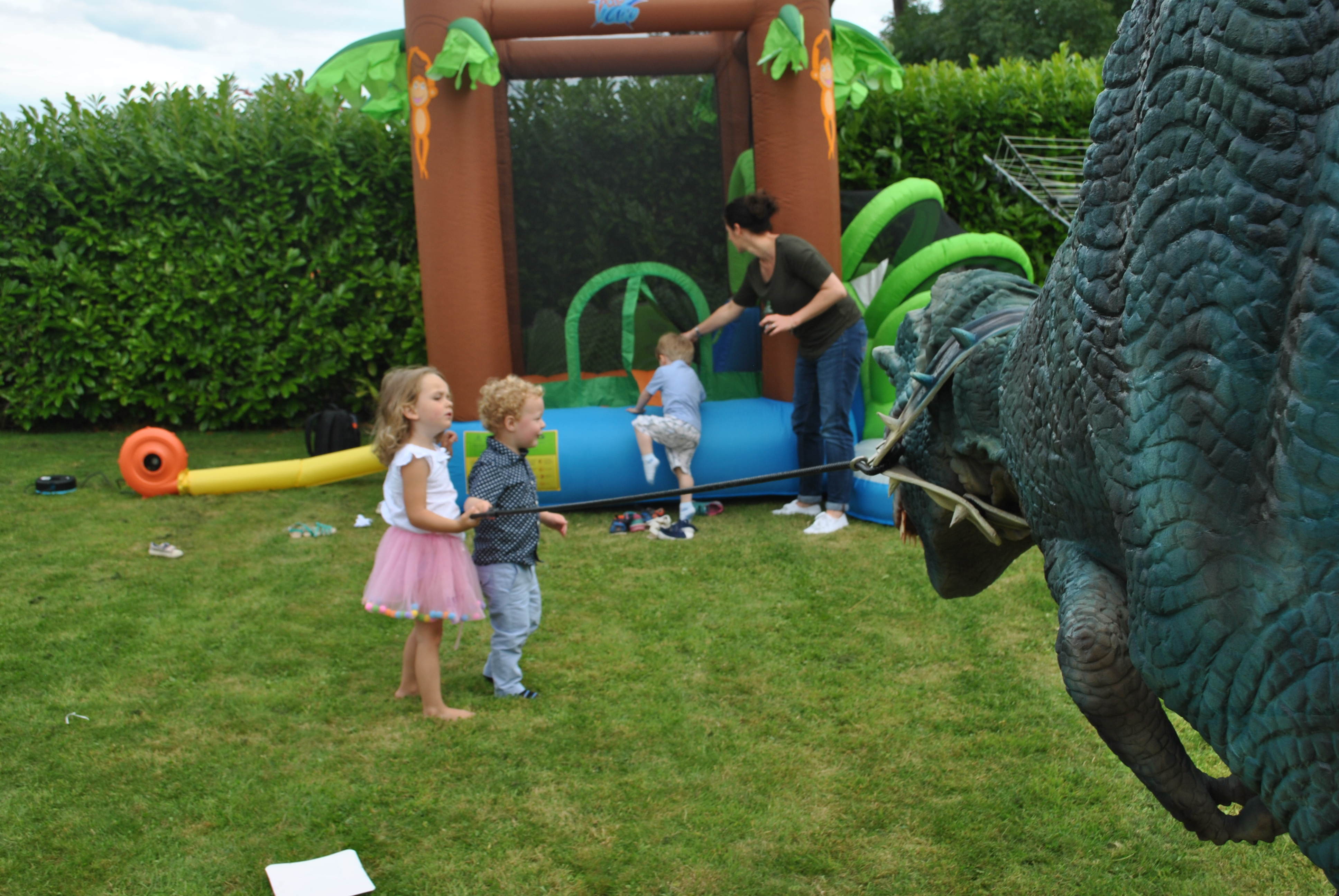 dinosaur kids party